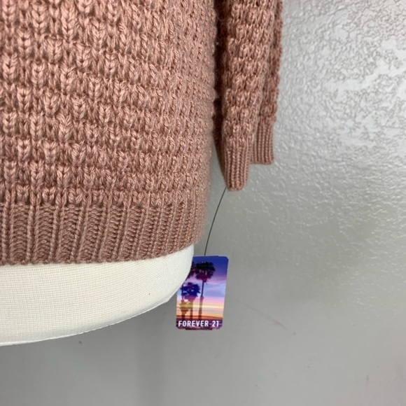 Forever 21 Pink Beige Cable Knit Sweater Size Medium NWT - Picture 8 of 9